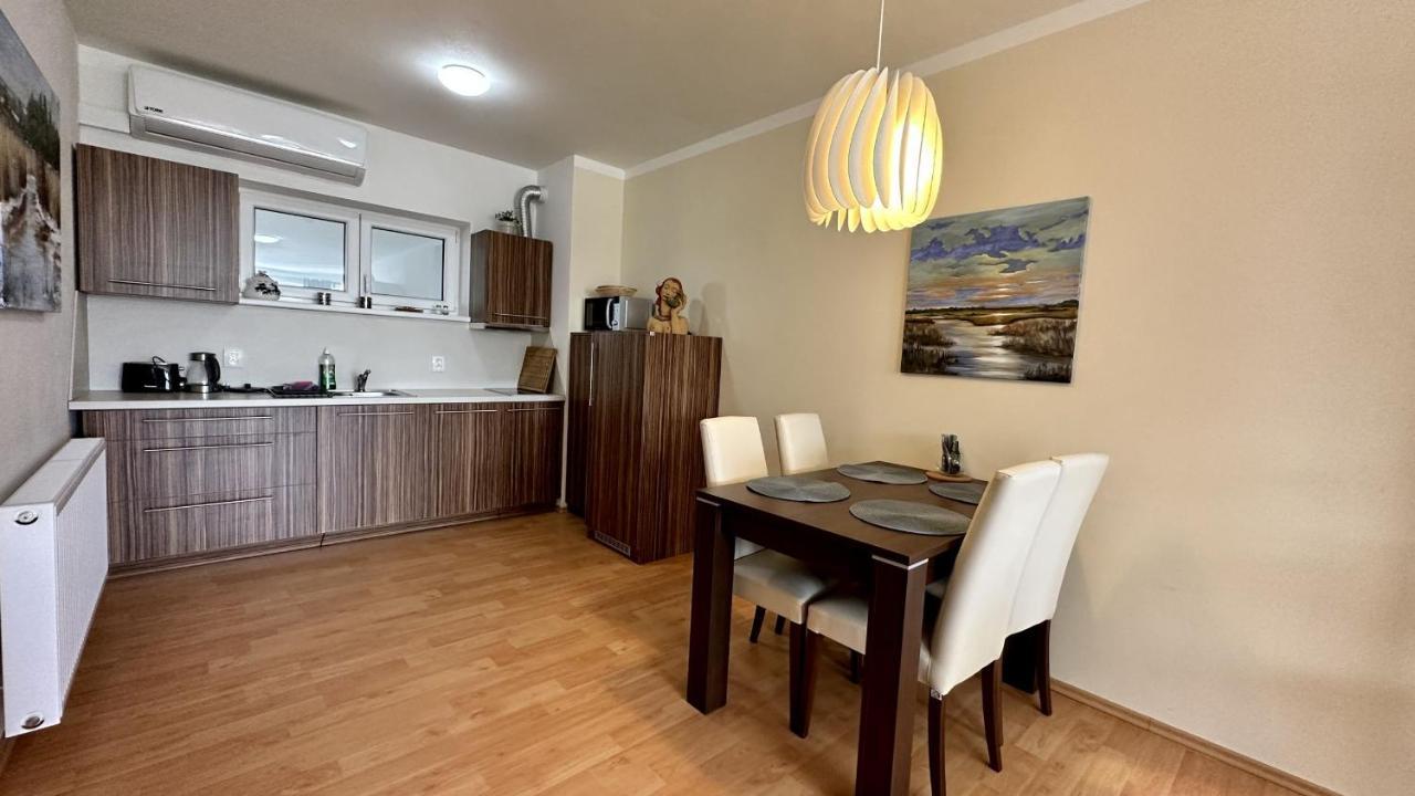 Ubytovani Trebon - Apartmany Rozmberk, Svet A Bastyr Kültér fotó